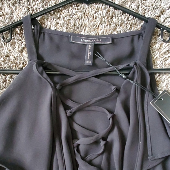Nwt beautiful black BCBG Maxazria tank - Picture 2 of 4
